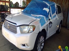 2010 TOYOTA HIGHLANDER, WHITE, LIMITED MODEL, 3.3L, AT, AWD. Z26362